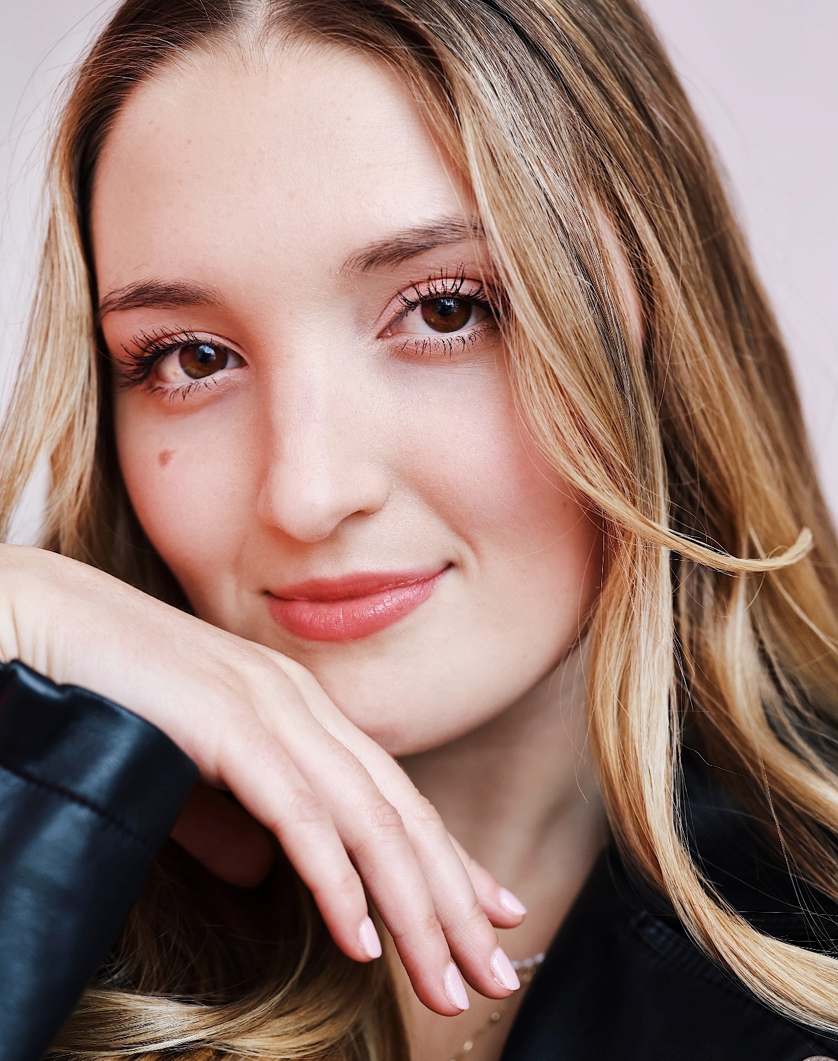 Maddie Allen - NYC Based Singer, Actor, Dancer